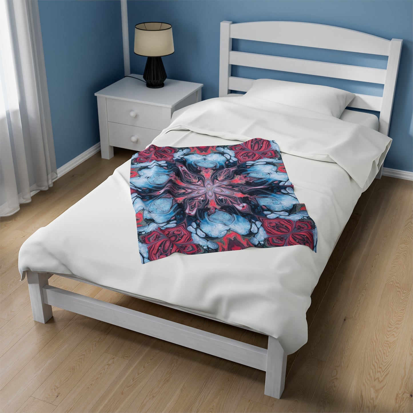 Orchid's Gaze Plush Blanket