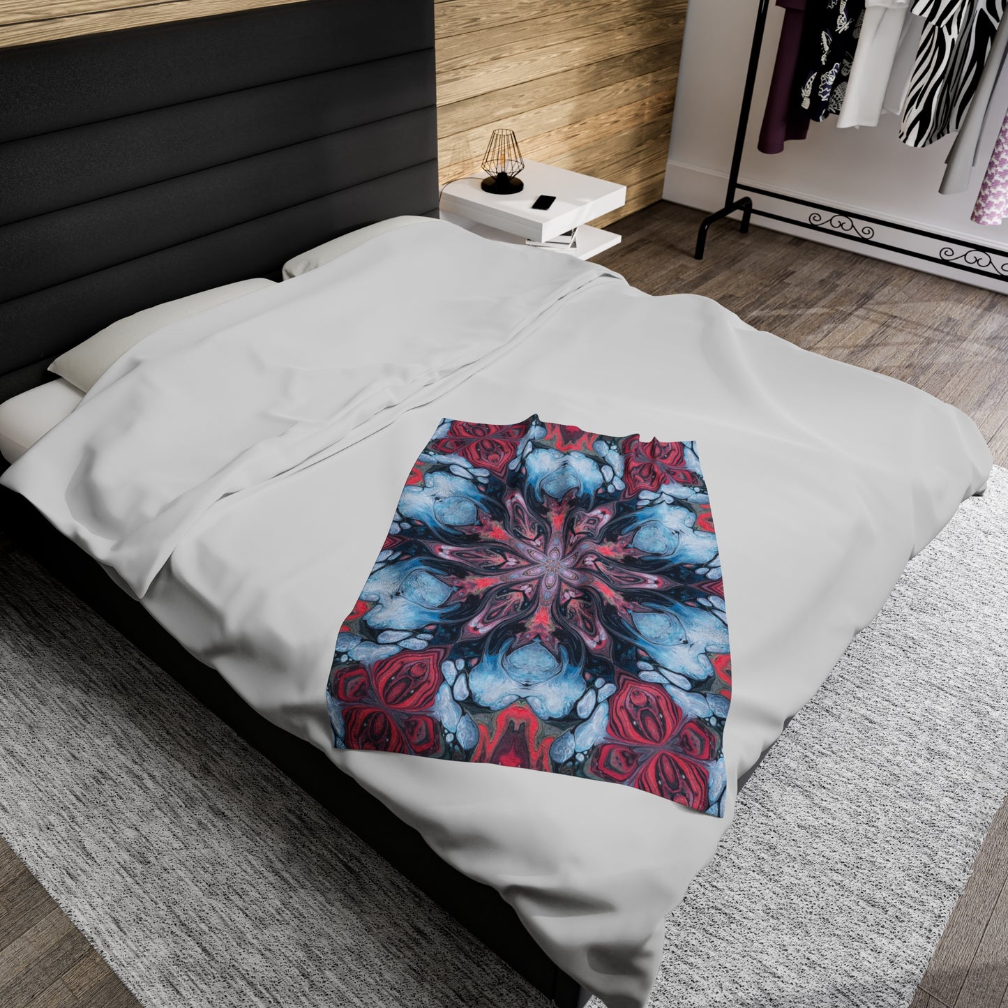 Orchid's Gaze Plush Blanket