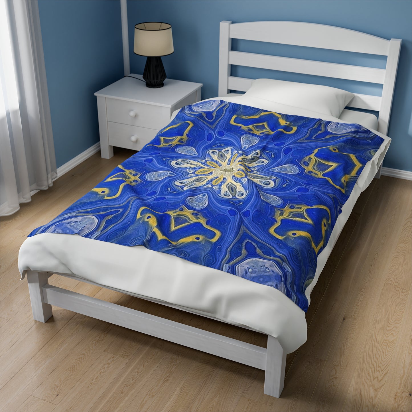 Lustrous Snowfall Plush Blanket