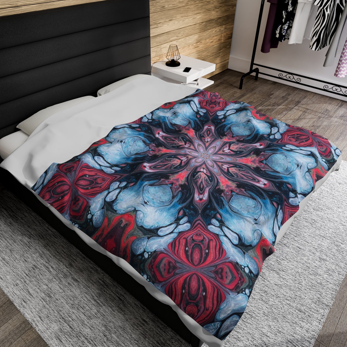Orchid's Gaze Plush Blanket