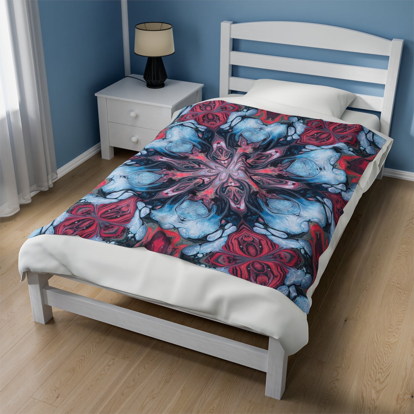 Orchid's Gaze Plush Blanket